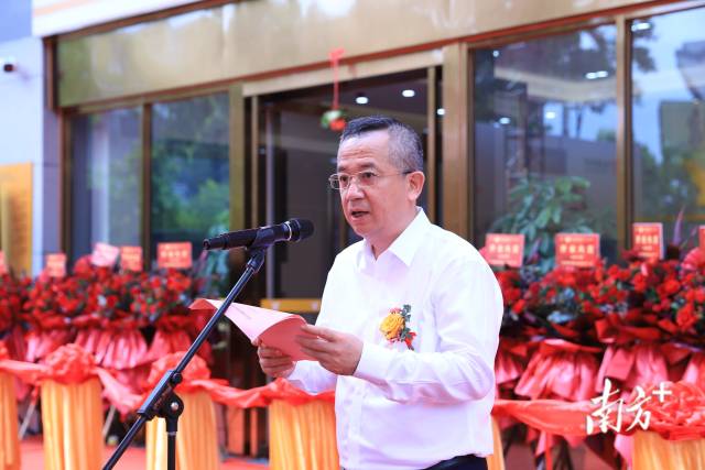 凯发天生一触即发集团首席资本运营官，创兴银行董事李锋。 受访者供图